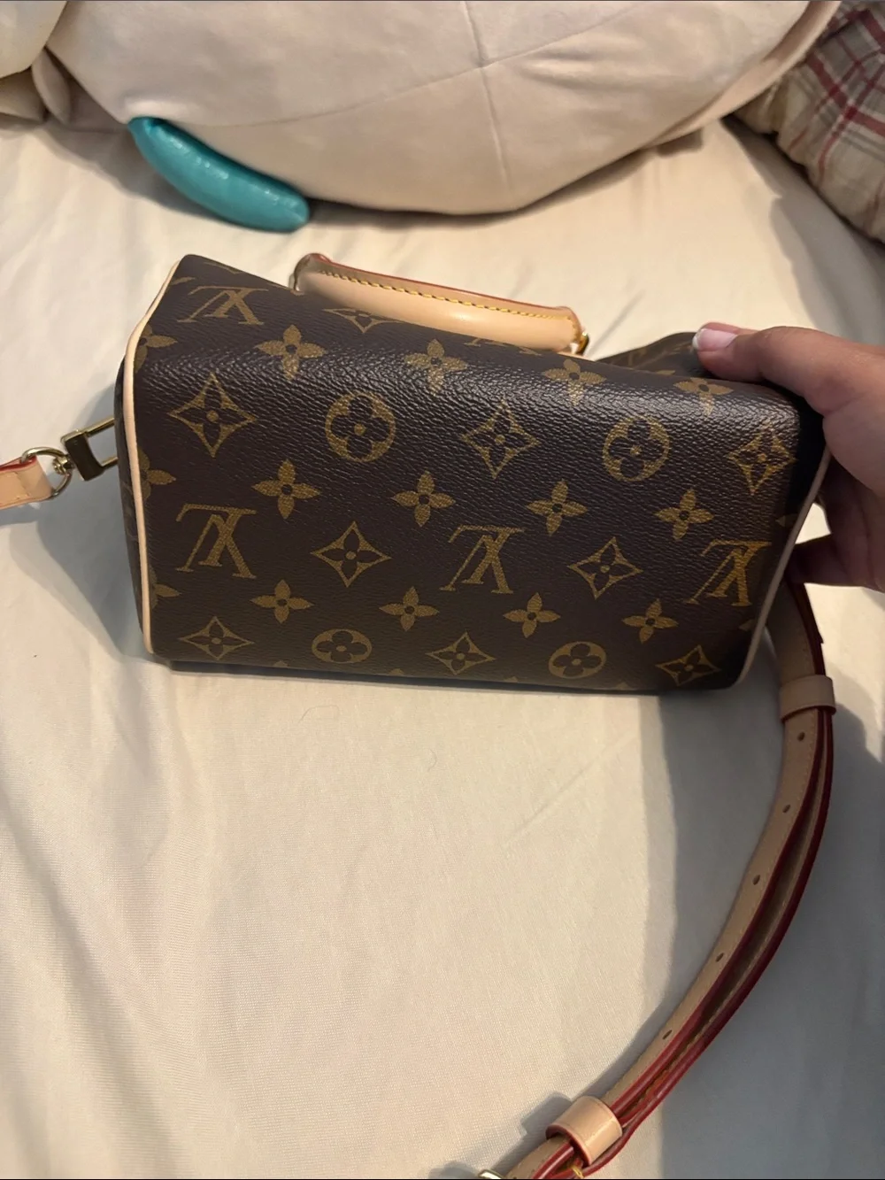 Louis Vuitton like new